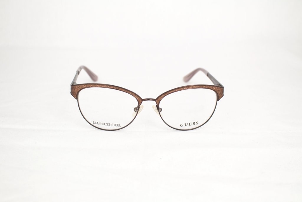Guess 2617